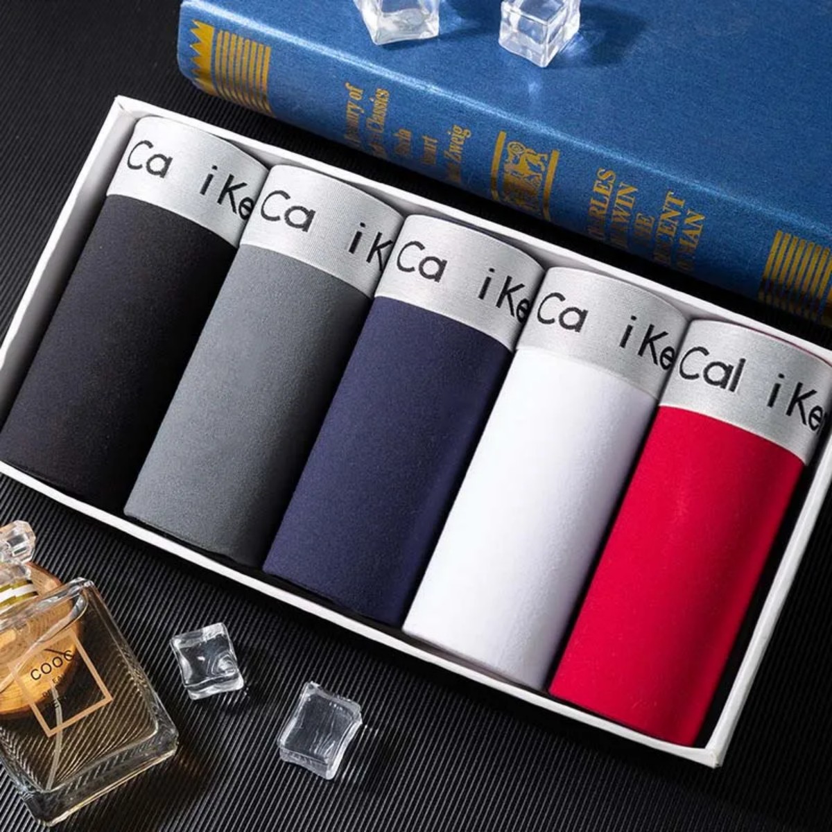 2026 Mens Underwear Calvin Klain Boxer A Box Of Five Pairs Of Pants 2026 Pure Color Men's Underwear Student Youth Trend New Fashion Breathable Brand Calvine Shorts