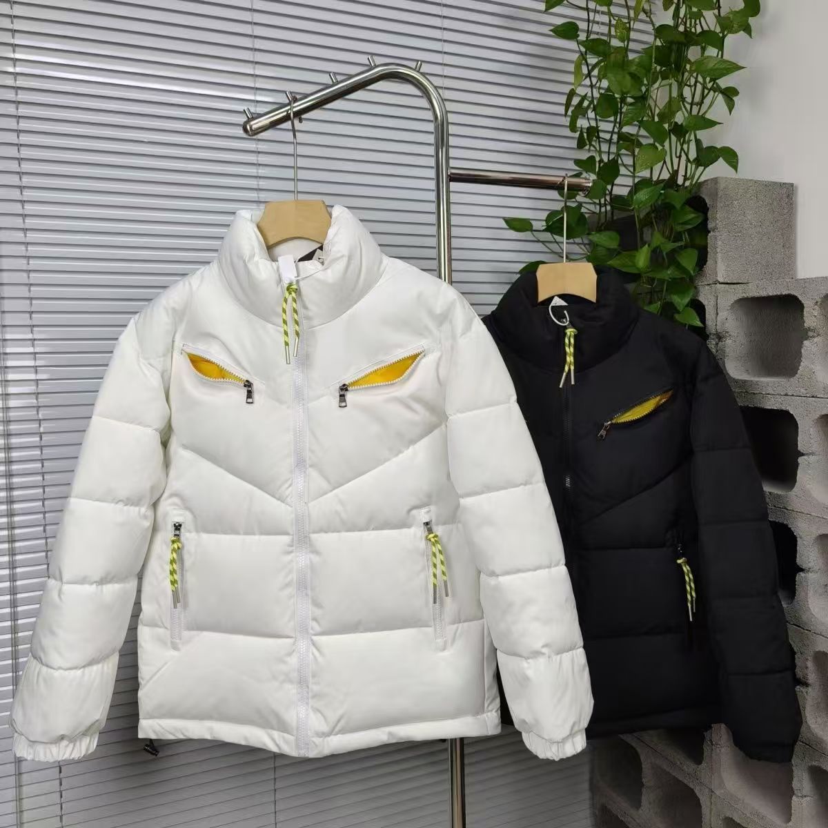 Brand Thicken Down Jackets Coats Winter Puffer Jacket Sports Unisex Long Sleeve Fill-down Stowable Hooded Windbreaker Pocket Outsize Warm Men Coats