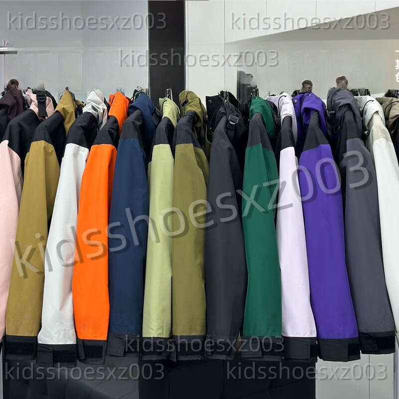 NEW Thickening Warm Coat Designer Down Coat Puffy Windproof Designer Jacket Fashion Outdoor Top Quality Fabric Laminated Waterproof Solid Color Kids Clothes