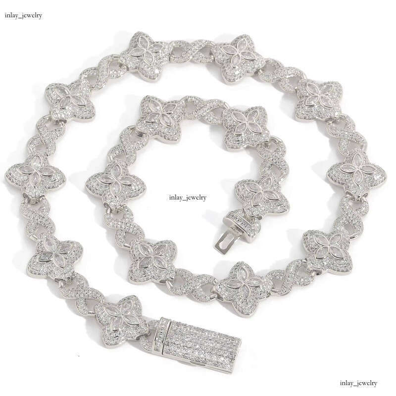 BES Hip-Hop Four-Leaf Clover Necklace Cool Gangster Fashion Unique High-Grade 5A VVS Moissanite Men and Women Accessories