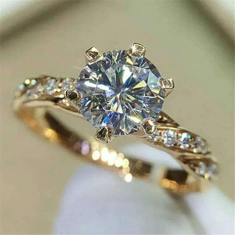 Luxury Women Wedding Sparkling Cubic Zirconia Engagement Rings for Lover Fashion Jewelry