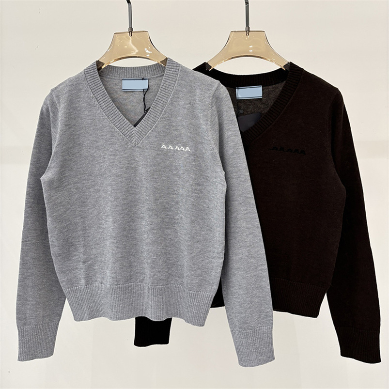 Women Designer V Neck Pullovers Classic Unisex Style Oversize Street Pullovers Knitted Supple Autumn Winter Jumper