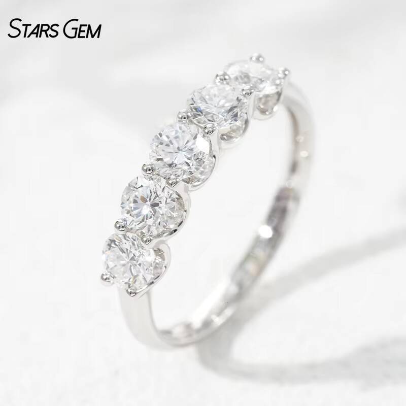 Starsgem Shining Five-Stone Lab Grown Diamond Classic Ring 142ct Brilliant Cut DEF VS 18K Solid Gold 23g Unisex Anniversary