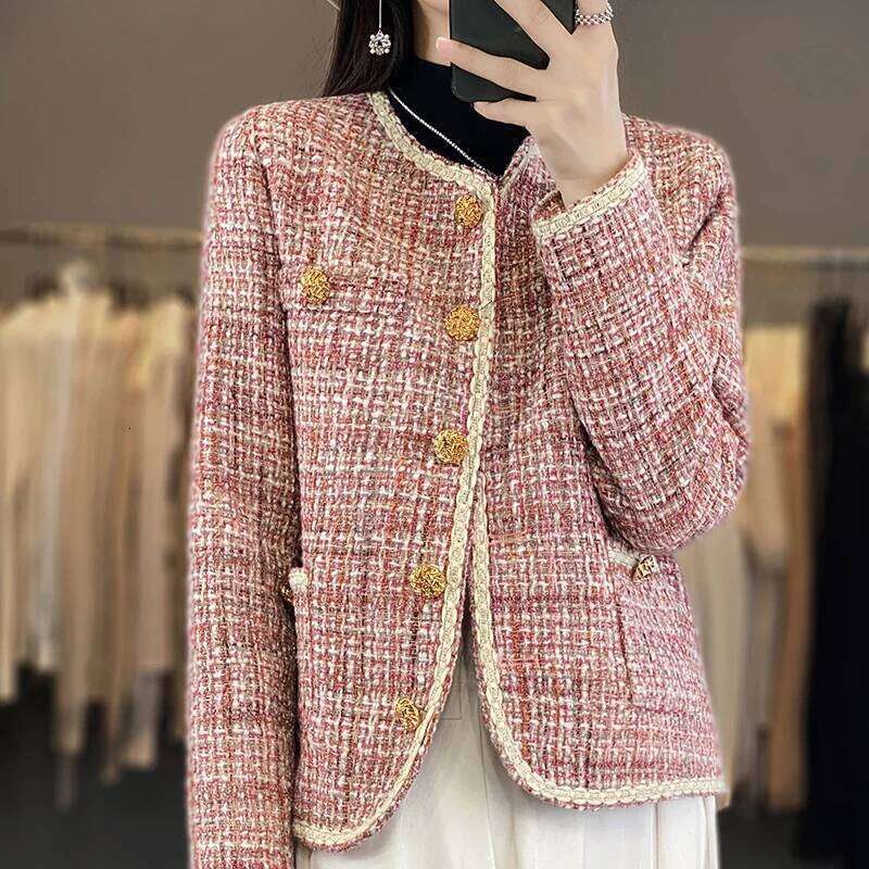 Spring Autumn Round Neck Fashion trends Coat Women Fashion Casual Knitted Cardigan Chic Button Short Tweed Soft Jacket