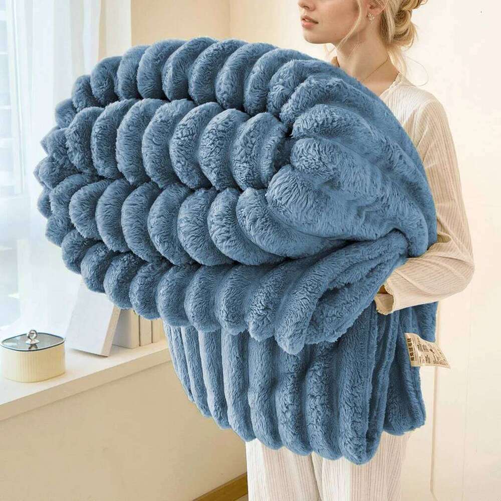 Luxurious Faux Rabbit Fur Throw Blanket Super Soft Thickened Flannel All-Season Multifunctional for Sofa Bed Travel Pet 26N0106