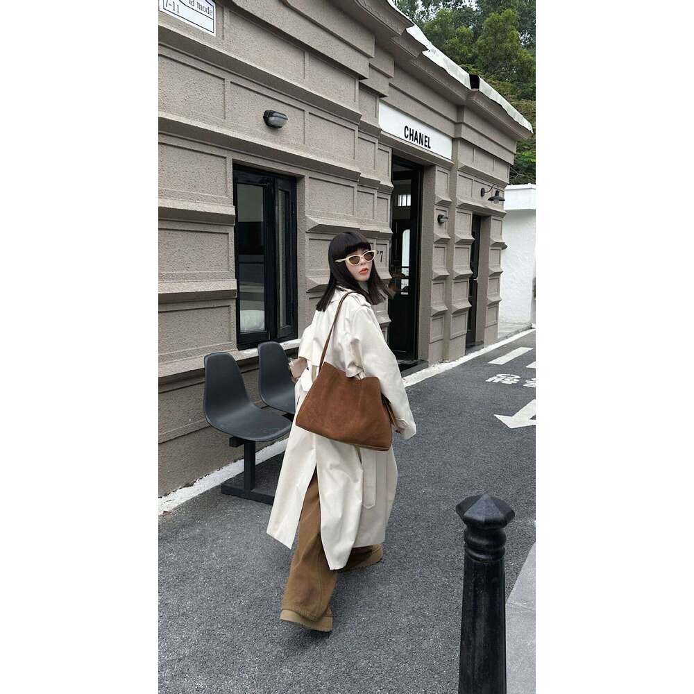 Luxury shoulder bag tote bag parka bag fashion large women's leather bag leather fur texture cowhide winter matte leather handbag fashion retro n