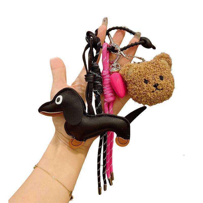 Vintage Dachshund Dog Keychain with Nylon Braided Rope PU Materials Elkegant Charm for Bag and Keys Decoration Daily Use XJ260106