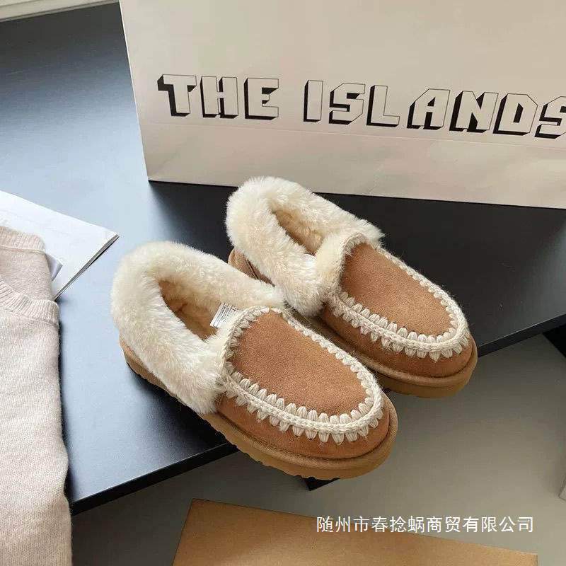 Womens flat shoes round toe casual womens sports shoes sliding on Loafers fur dress winter retro sliding on womens shoes 241213