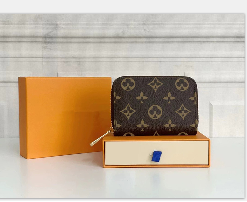 Luxury Timeless Style Wallet Featuring High-Quality Material by Renowned Designers Perfect Fit for Cards and Coins