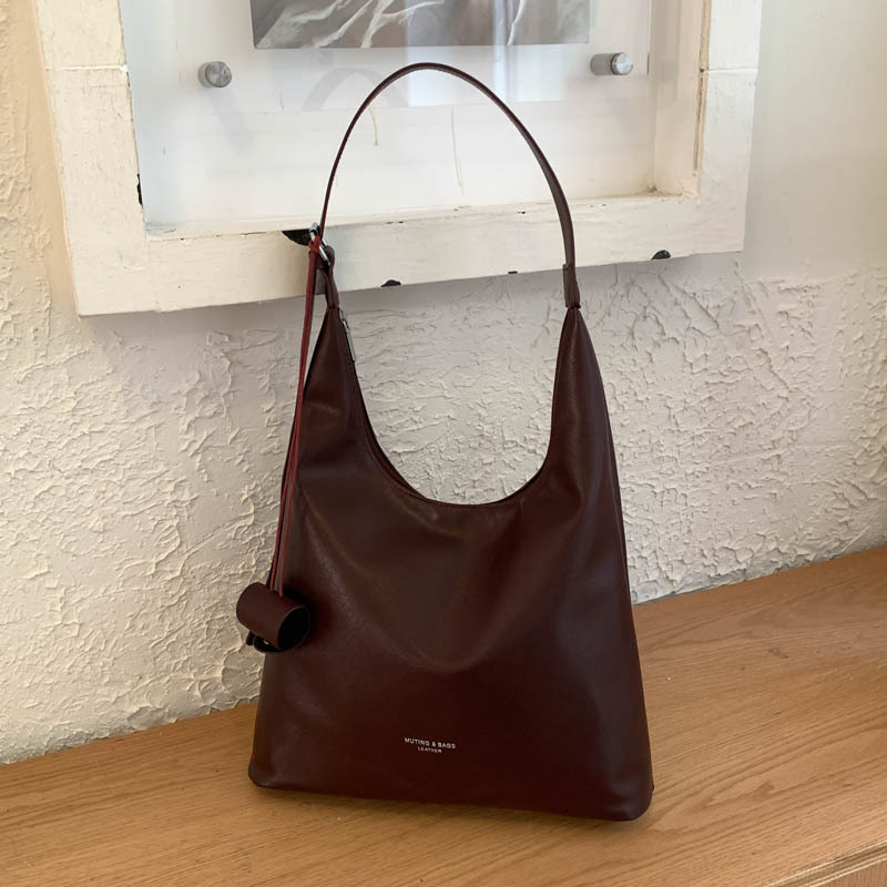 High End Single Shoulder Armpit Bag Autumn and Winter Retro Large Capacity Commuting Fashionable Tote Bag