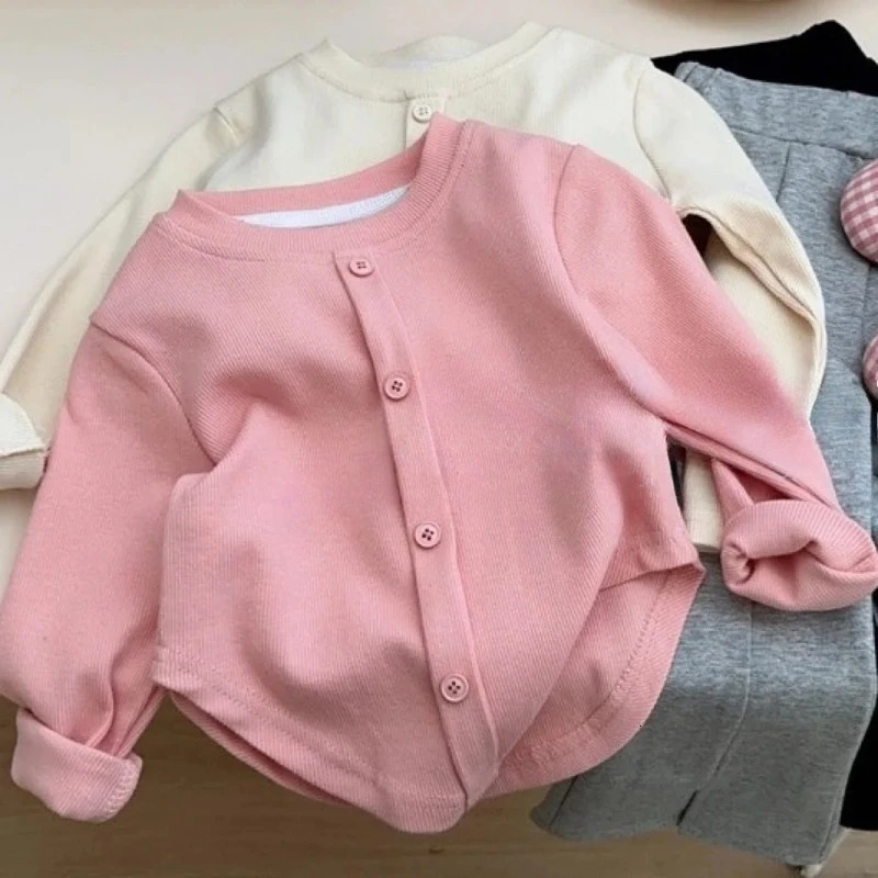 112Y Baby Girls Shirt Spring Childrens Long Sleeve Tshirt Solid Color Fashionable Slimming Tops Base Shirts 260104