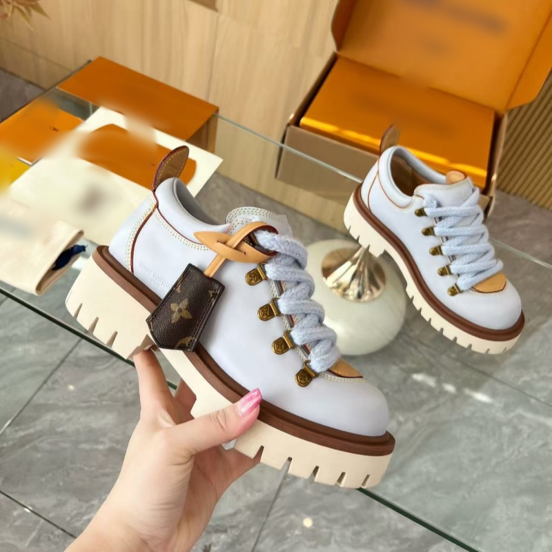 designer shoes mens womens Remix fw25 hiking derby shoes calf leather low boots chunky rubber outsole lace up mountaineering derbe shoe with thick bottom o4