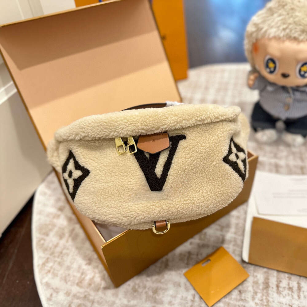 Louisvuittin Bag Waist Bag Luxury Womens Designer Bag Winter Fuzzy Waist Chest Bags Crossbody Lamb Wool Soft Fur Shoulder Belt Bags High Quality 8B3