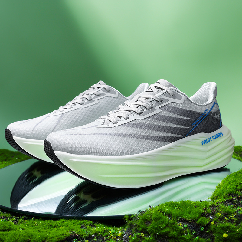 NHOT New Design Shoes Summer New couple Running shoes Breathable and fashionable mesh shoes super soft thick-soled anti-slip casual sports shoes Free 