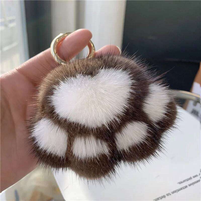 Pendant Keyrings Gift Plush Cute Cat Claw Real Mink Fur Keychain Women Bag Ornaments Small Paw Toy Soft Pom Ball Car Key XJ260106