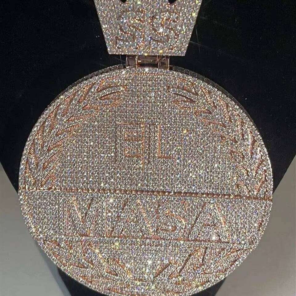Ice out VVS Moissanite Fully Iced Out 925 Silver Pendant Gold Plated Letter with Moissanite Hip Hop Style Custom Silicon Stone Charm