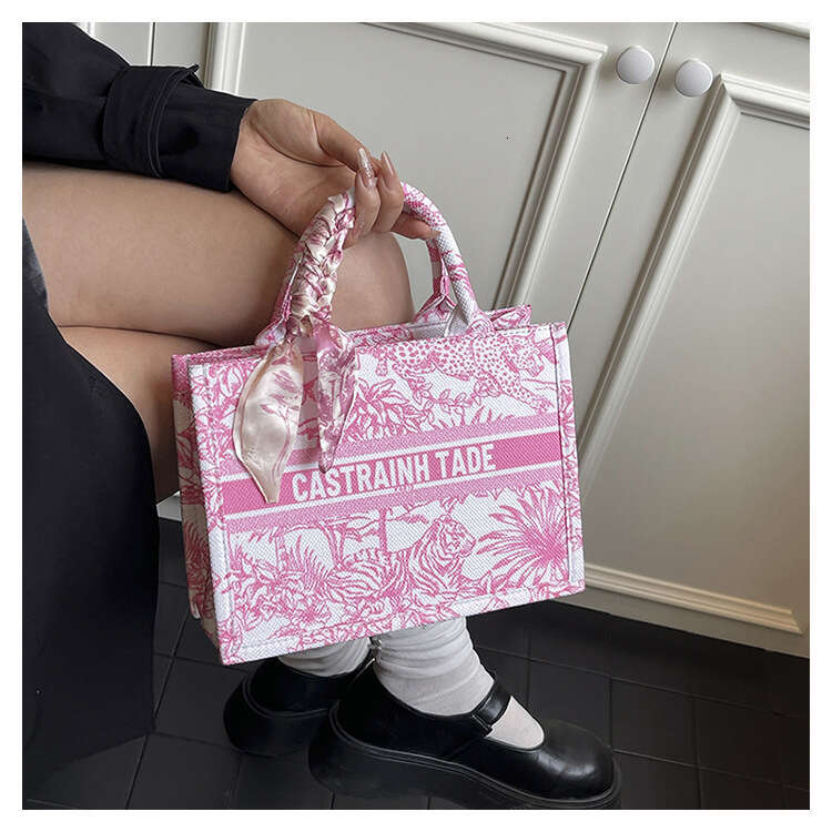 Cross-Border Large Capacity for Women New Fashion Simple Handheld Shopping Printed Gift Tote Bag