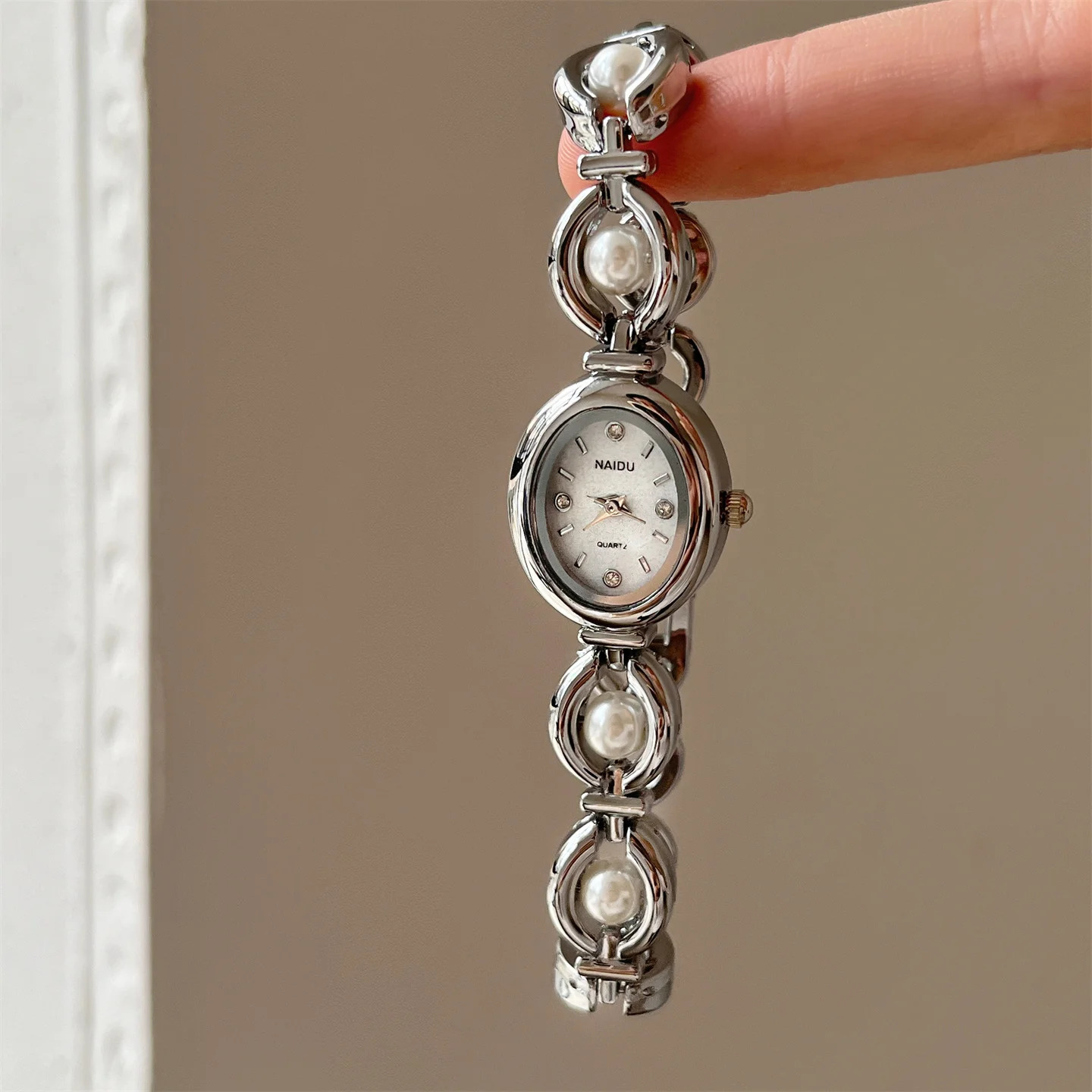 Women Oval Dial Quartz Watch Fashion Women Inlaid Pearl Bracelet Wristwatches Dress Relojes Para Mujer Drop 260106