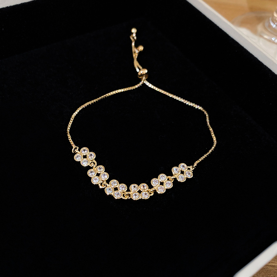 French Zircon Flower Pearl Exquisite Elegant Niche Fashion Versatile Bracelet Light Luxury High-end Feel Women's Jewelry - view 7