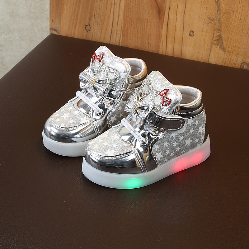 2026 kid shoe girls luminous shoes flashing lights fashion sneakers toddler little kid led sneakers