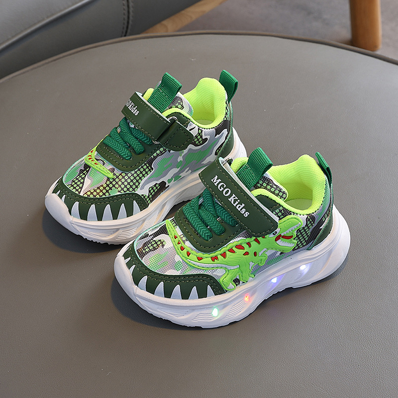 2026 kid shoe boys trainers Luminous Shoes Flashing Lights Fashion Sneakers Toddler Little Kid LED Sneakers