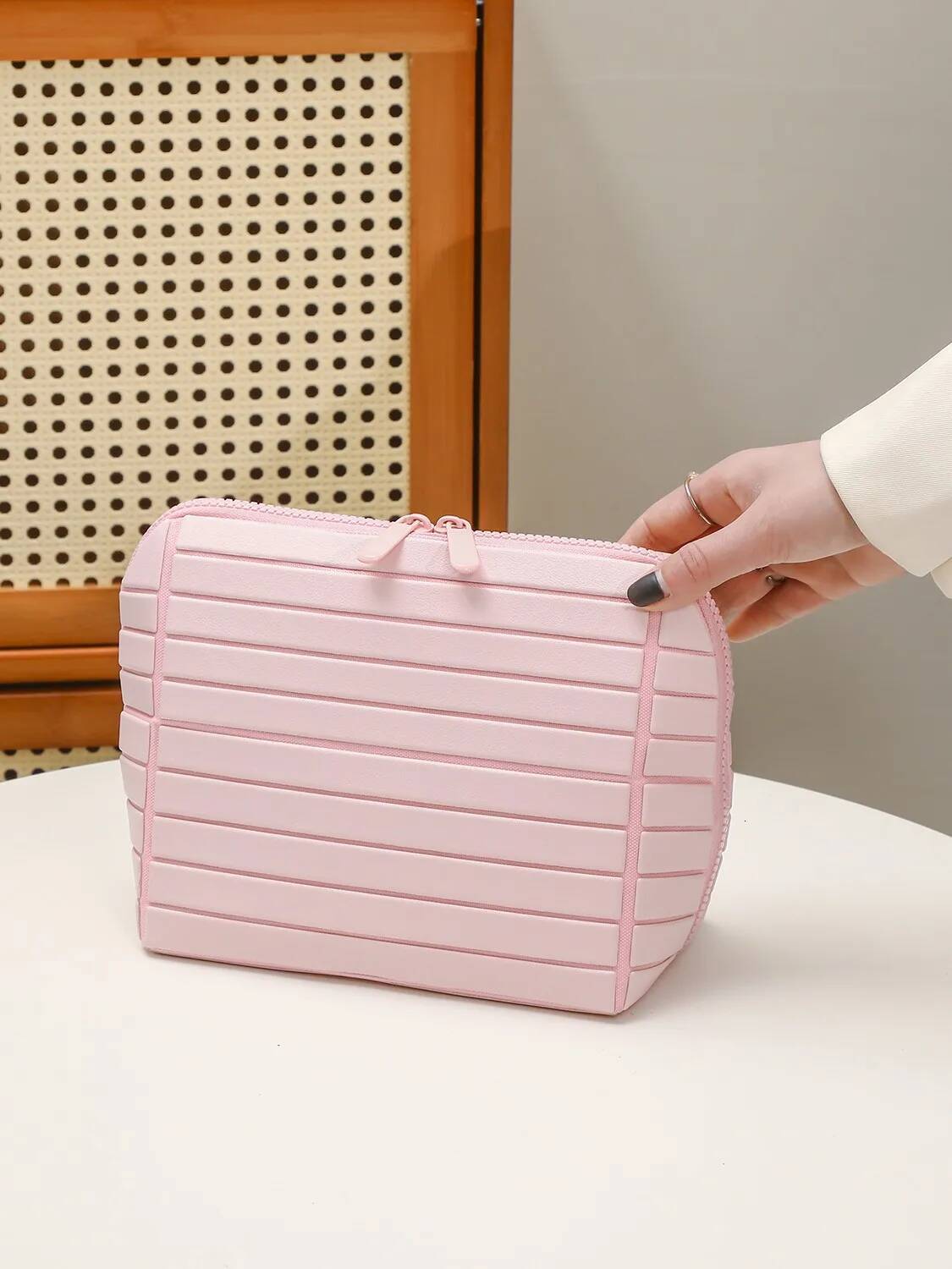 Large Capacity Storage Travel Commuting Striped 3D Makeup Handbag Lightweight Waterproof Vacation EVA Beach Bag ddmysept