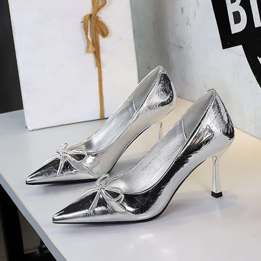 luxury Style Elegant High Heels Pointed Toe Shallow Mouth Bowknot Hollow Patent Leather Stiletto Slip-On Single Shoes for Women