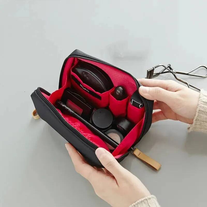 2024 New Women Cosmetic Solid Color Korean Style Pouch Toiletry Waterproof Makeup Organizer Case Luxury Bag