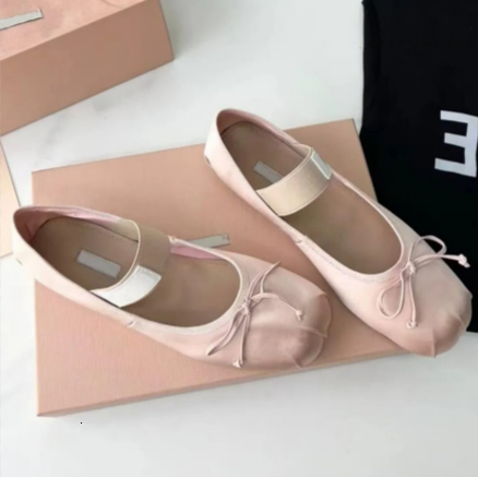 LUXURY Paris Ballet Fashion Designer Professional Dance Shoes Satin ballerinas Bowknot Shallow Mouth Single Shoe flat sandals for women eur 35-42
