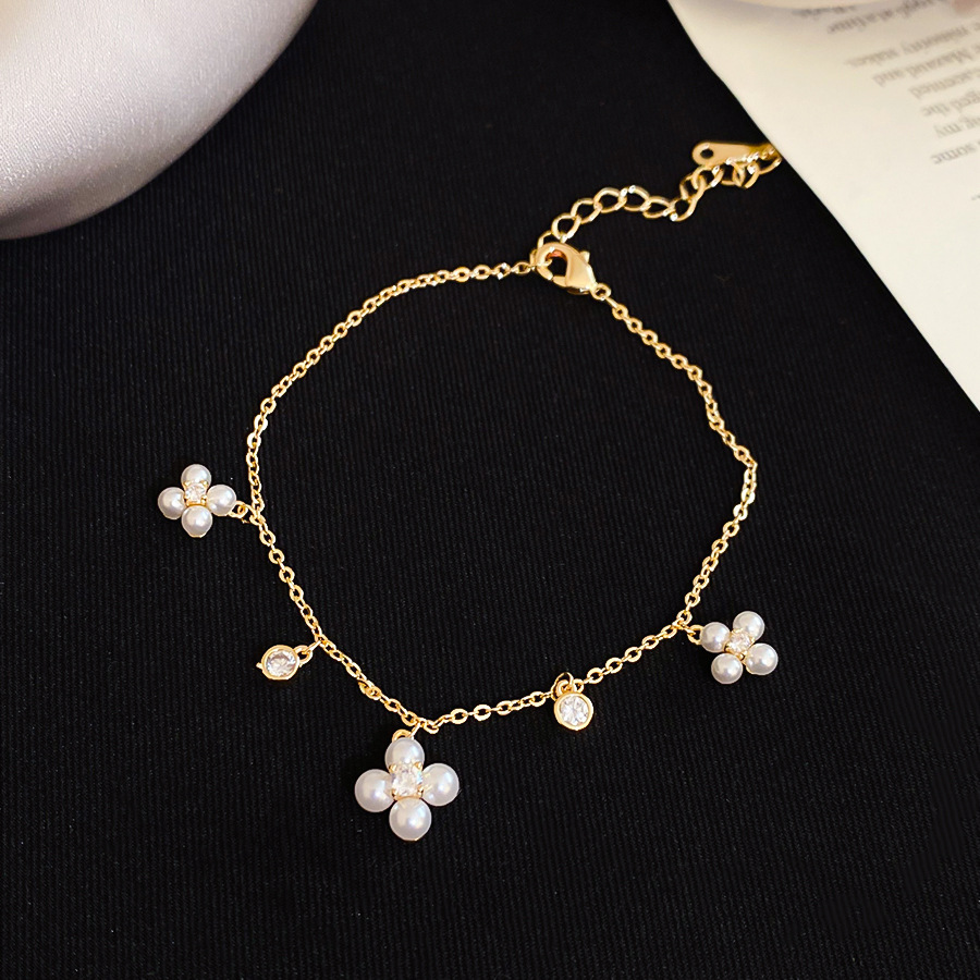 Korean Version Zircon Flower Pearl Simple Fashion Light Luxury Elegant Versatile Bracelet Design Sense Niche Jewelry for Women - view 6