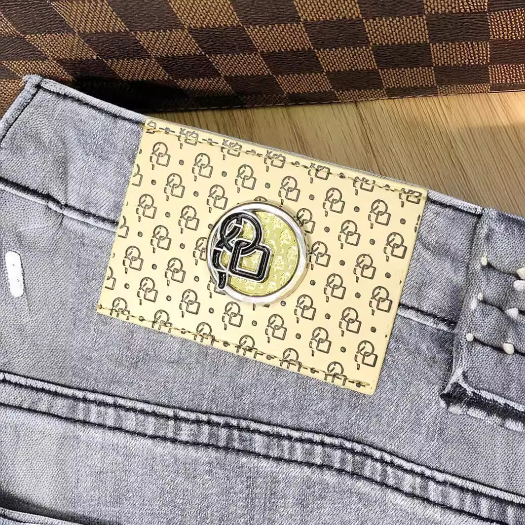 Designer Clothes Summer Thin Men's Luxury Brand Light Gray Lyocell Ice Oxygen Jeans Breathable Slim Fit Straight Trendy Men's Long Pants New
