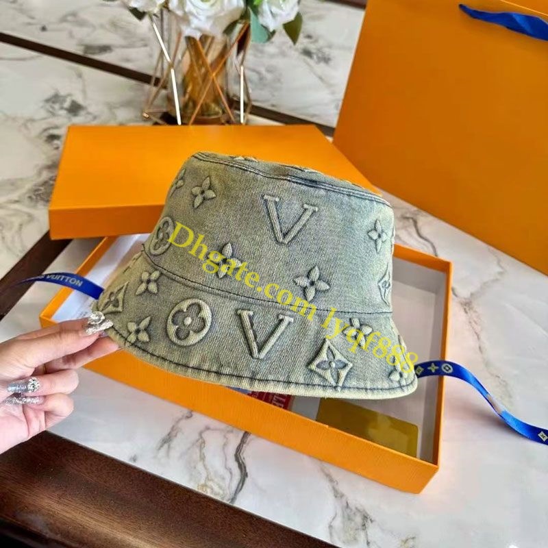 Luxury Hat Designer Fisherman Hat Embossed Letter Casual Hat Summer Sun Hat Neutral Big Brim Hat Travel Essentials Fine Gift Box lyqf888