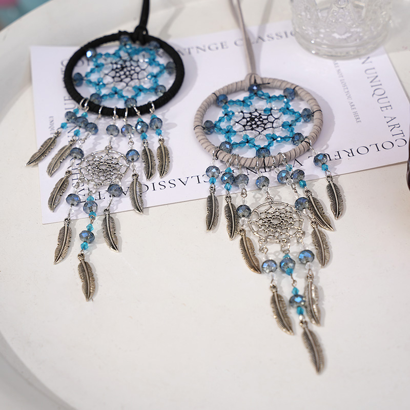 Roaring Elegance Statement Piece Ornate Female Neckwear with Soft Plume