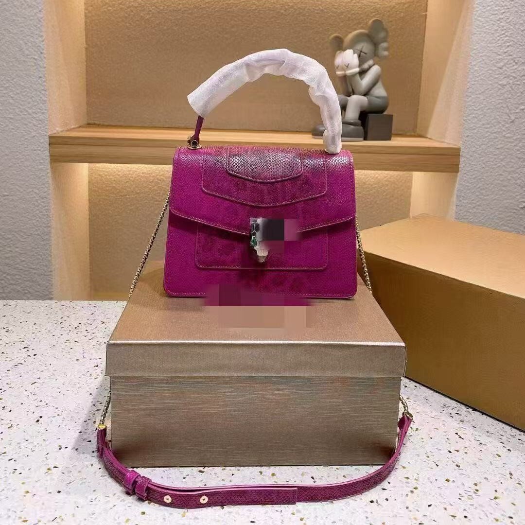 Designer's new snake pattern European and American popular high-end fashion versatile handbag, shoulder and crossbody luxury bag