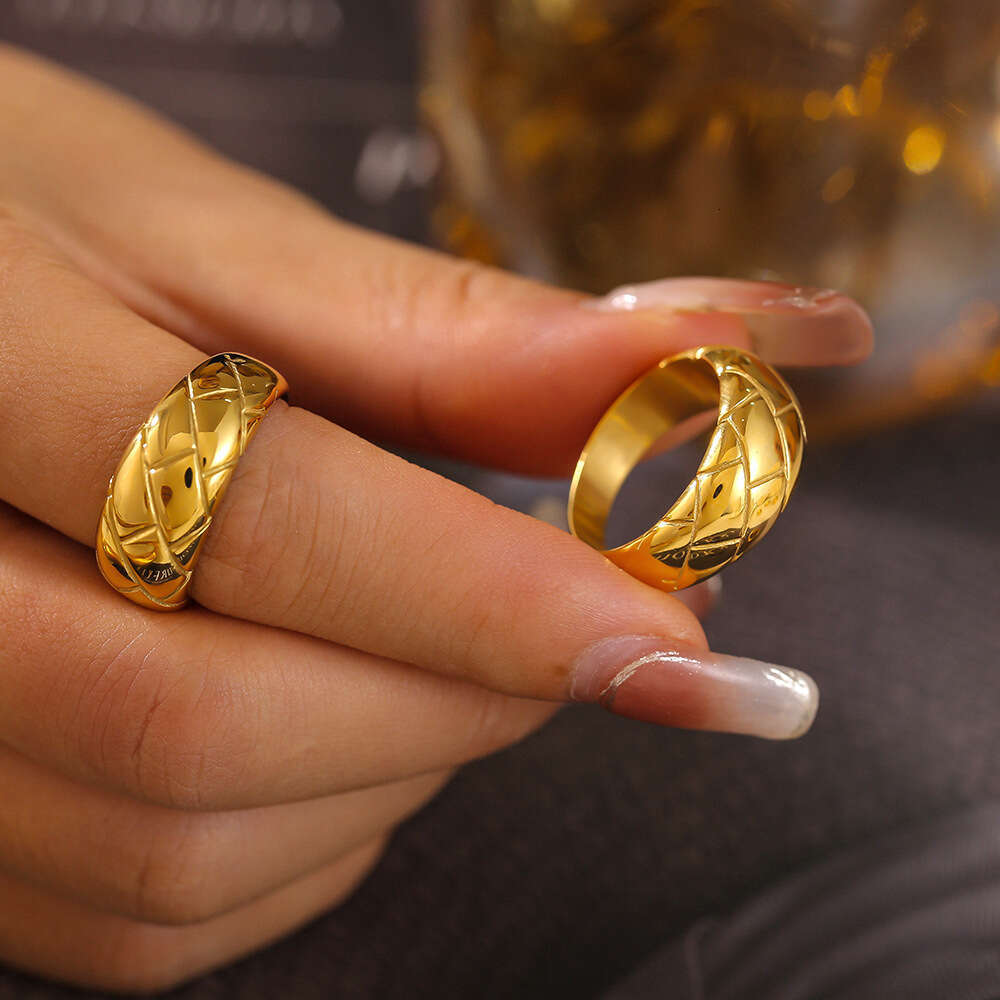 Stainless Steel Rings Vintage Exquisite Adjustable Hollow Rings For Women Jewelry Banquet Gifts Non-fading High-quality New Liuyuemoshang