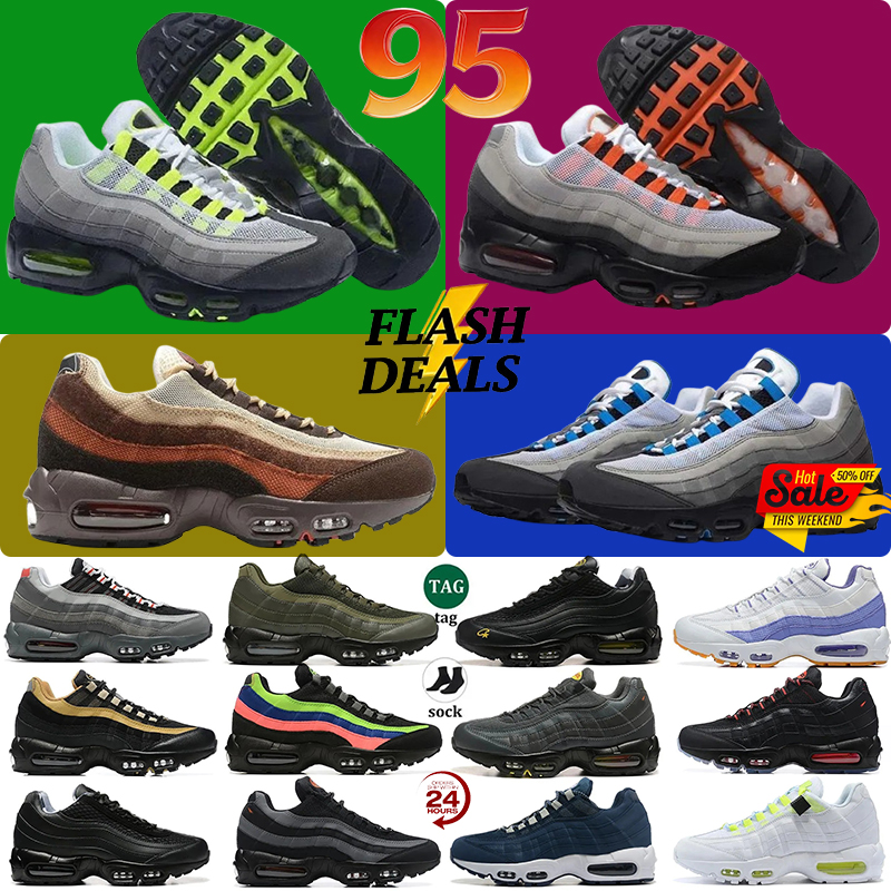 95 running shoes men women Designer sneakers 95s Triple Black white Solar red flats breathable trainer fashion mens Outdoor sports trainers