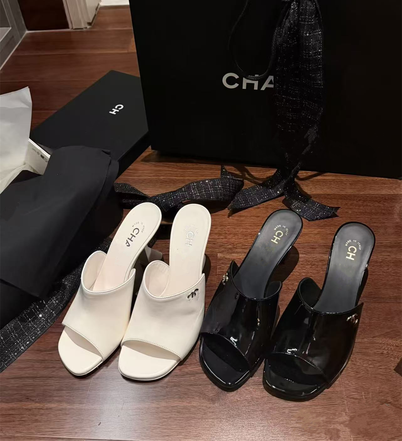 2026 Luxury brands Women's High Heel Slippers ff sandals Mules - Designer Patent Leather Pointed Toe Slip-On Pumps Stiletto Heel Solid Color cha Slide