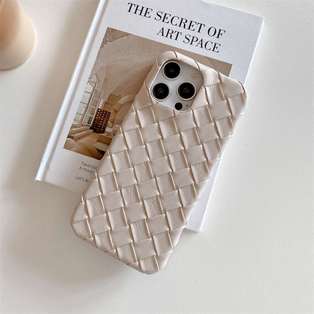 European And American Retro Quilted Leather Case For Apple 16 15 Max, 13, 14 Pro - view 7