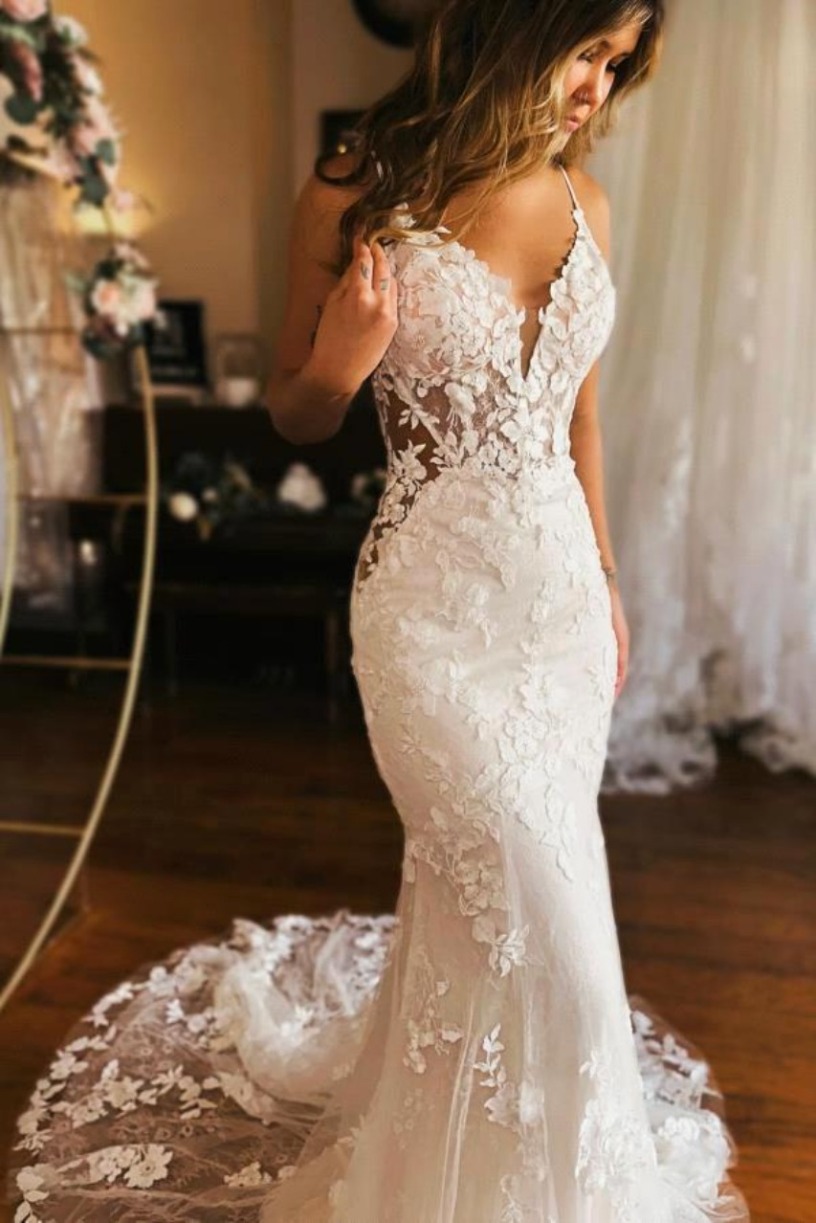 Sexy Backless Summer Beach Garden Lace Mermaid Wedding Dresses Spaghetti Straps Backless Bohemian Bridal Gowns Bc18785