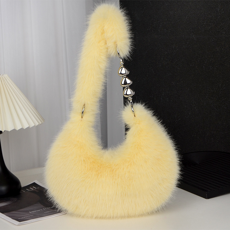 Autumn Winter Bag for Women Furry Heart Chain Korean Style Versatile Zipper Large Capacity Crossbody Shoulder Handbag Sweet Beaded