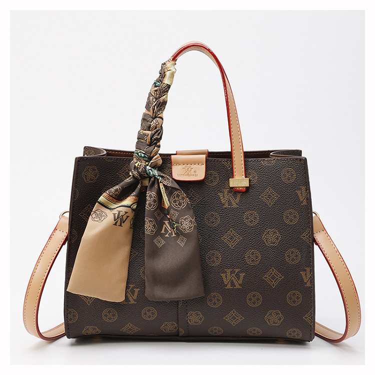 wk Crossbody Bag Luxury Bag Handbag Women Spring New High End Vintage Monogram Shoulder Bag Shopping Tote Large Capacity Color Blocking Commuter