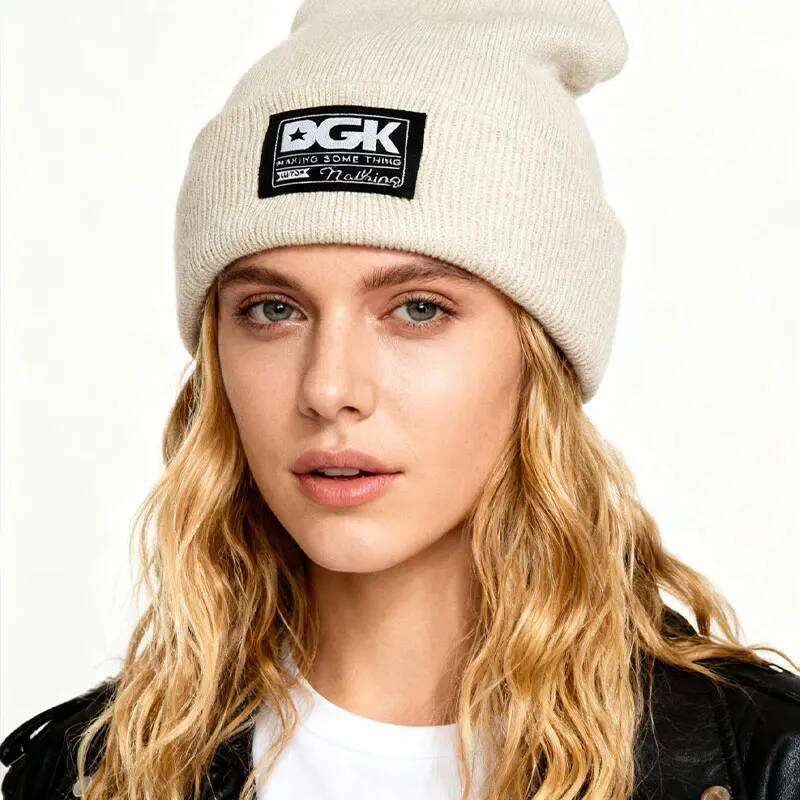Versatile Fashion Warm Unisex Knit Hat for Autumn and Winter 26L0107