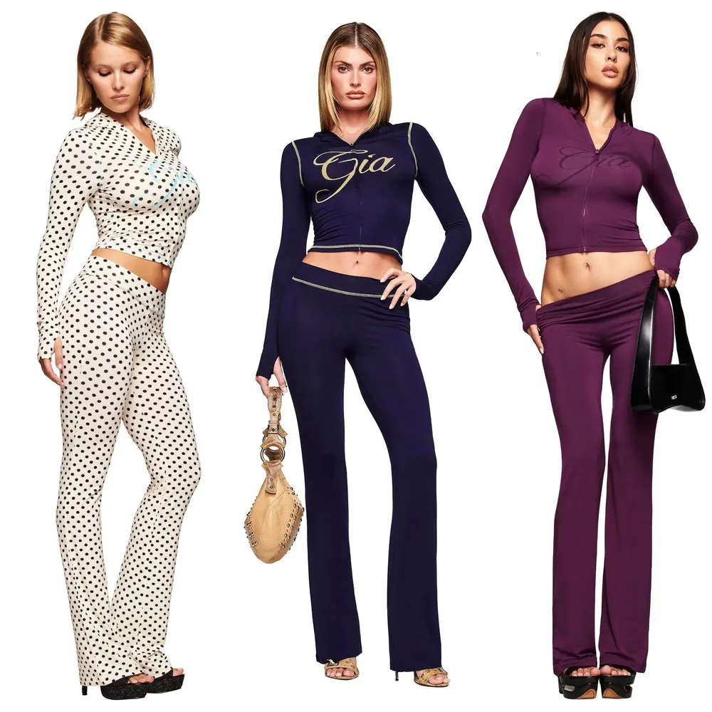 Designer iam gia Women's Tracksuits Thicken Two 2 Piece Set Outfits For Women Flared Pants Zip-up Cap Long Sleeve High Spring Top & Low Waist Micro Social 25