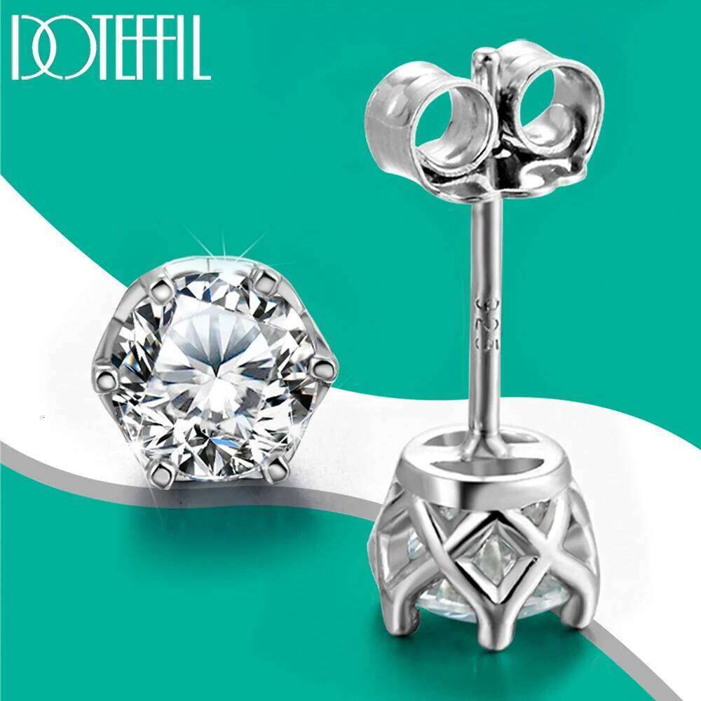 DOTEFFIL 0.5-1 Carat D Color Moissanite Stud Earrings For Women Top Quality 100% 925 Sterling Silver Sparkling Wedding Jewelry