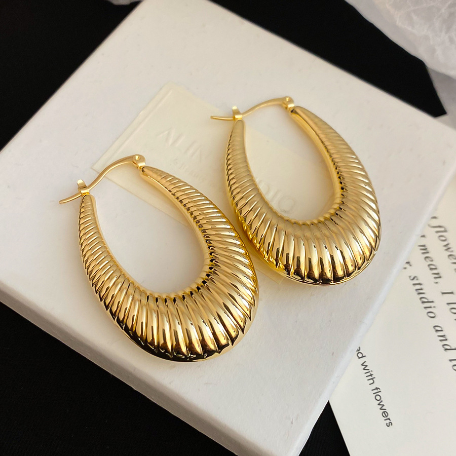 European and American Cross-Border Metal Glossy Oval Casual Simple Personality Fashion Earrings Design Sense Niche Ear Jewelry - view 7
