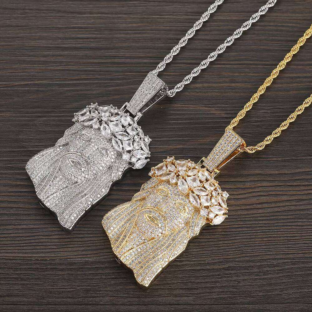 Ice out VVS Moissanite CN435 Men and Women Pendant Necklace Brass Straight Pull Hip Hop Jewelry Party Gift