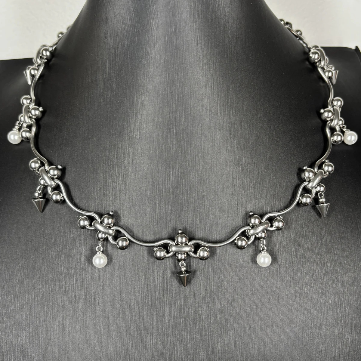 Punk Necklace Metal Chain Rivet Pearl Irregular Cool Hip-hop Unisex Necklace Accessaries Choker for Women Men Jewelry 260106