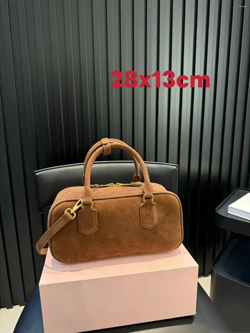 Duffel Bags 25 Autumn-Winter Fashionally Stylish Multi-Purpose Handbag Elegant Crossbody Bag Pillow Trendy Women's