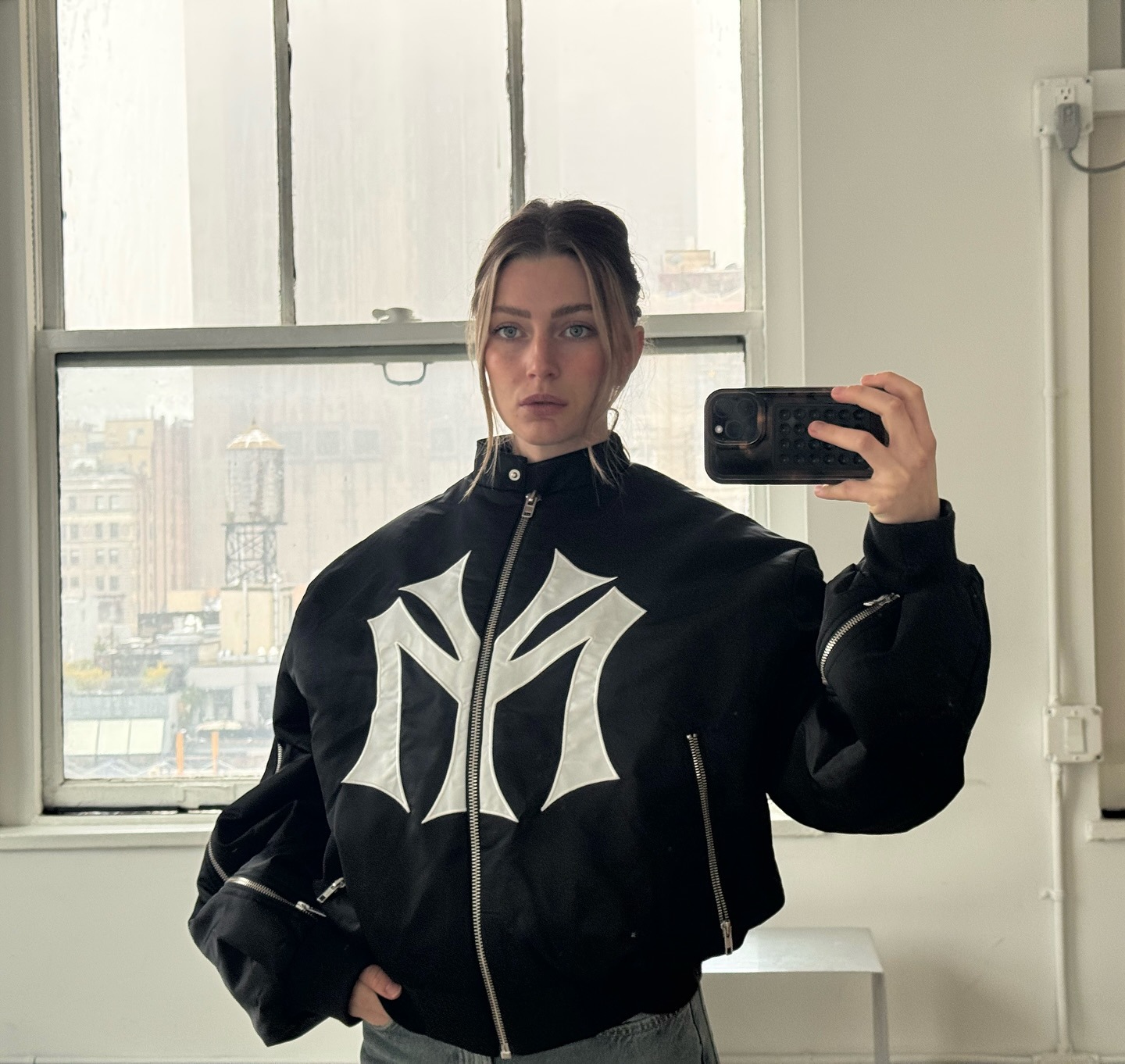 Men's Jackets 2026 Mowalola Embroidery Double-sided Short Flight Jacket Bomber YVL Style WY1435 Zippered Fashion Jacket A must-have for hip-hop f