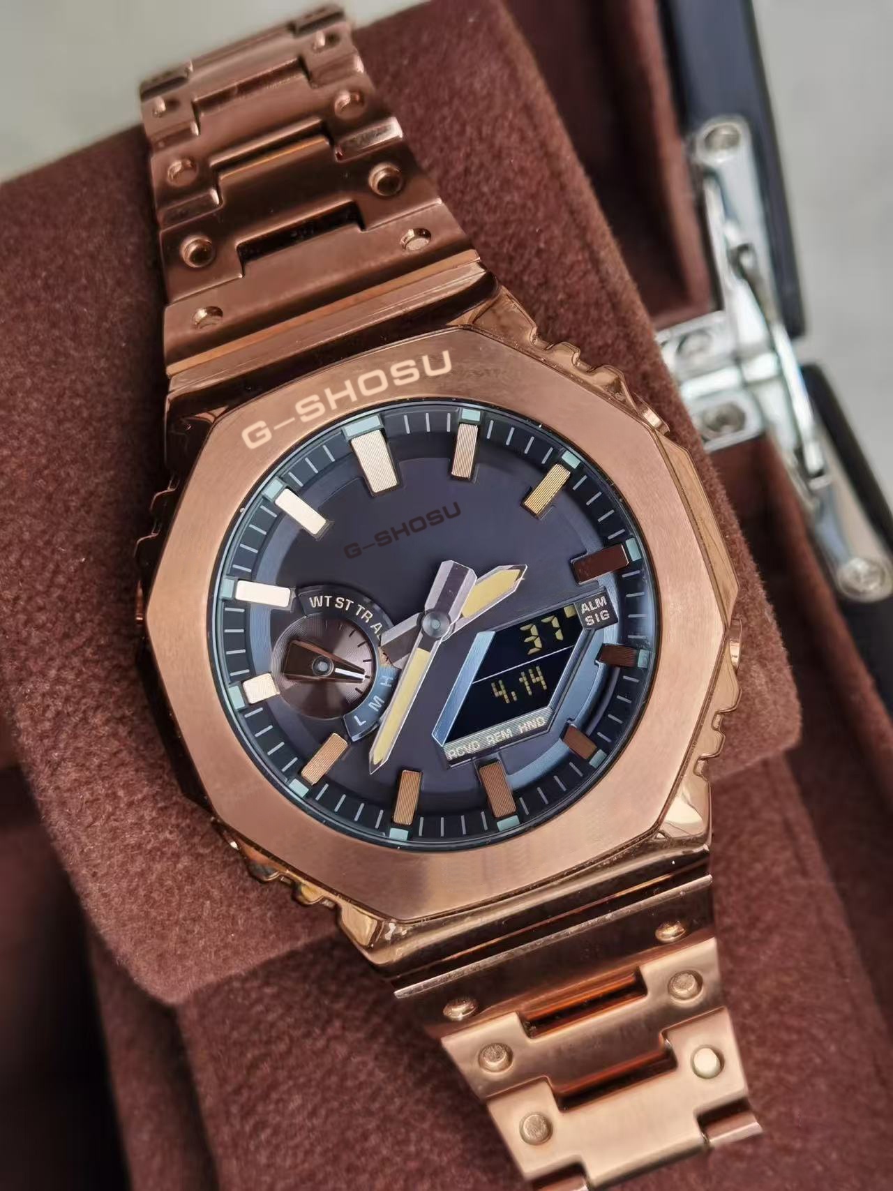 Iced Out Watch Full Function Unisex Sports Digital Electronic Watch Waterproof Large Dial LED Dual Display Oak Series G361